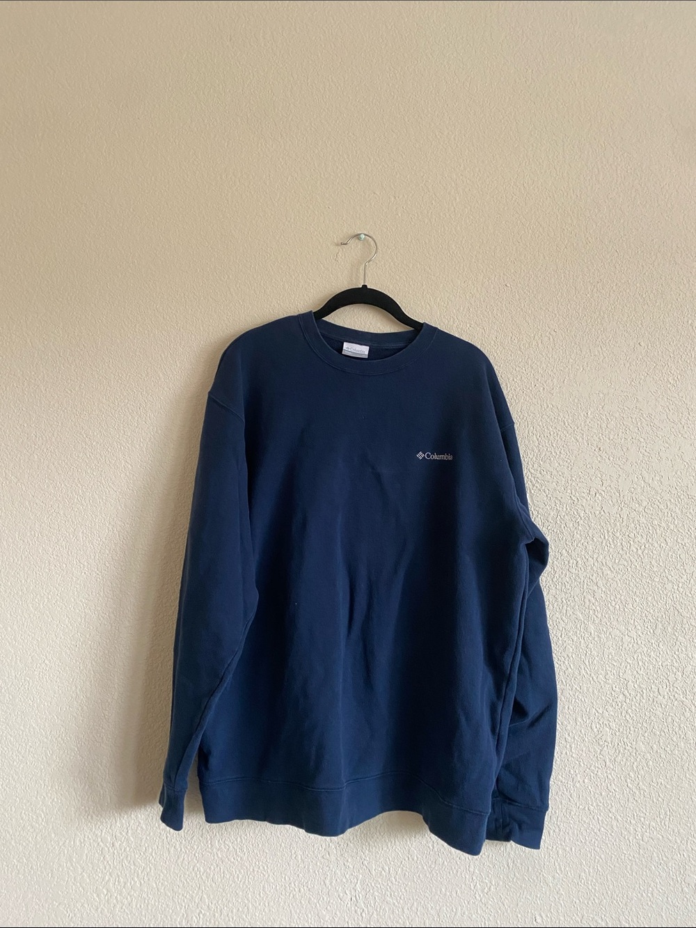 Columbia Dark Blue Crewneck Sweatshirt